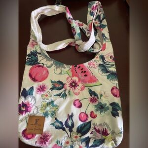 Vera Bradley floral bag
